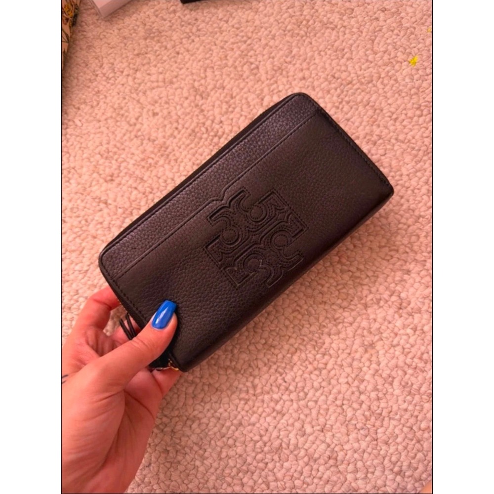 Tory Burch Britten Black Pebbled Leather Zip Continental Wallet Gold Logo